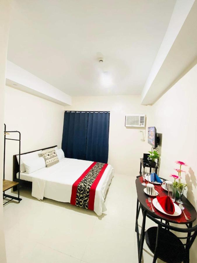 Persimmon Condominium City *